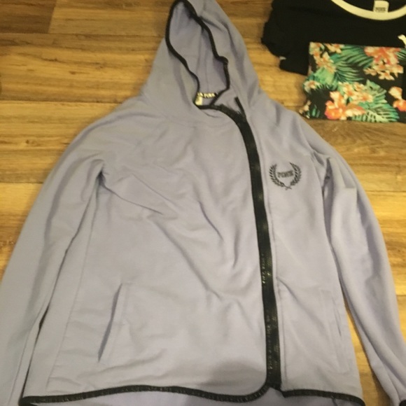 Pink - Picture 5 of 8